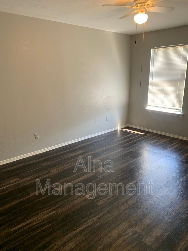 Building Photo - 4417 Sea Pines