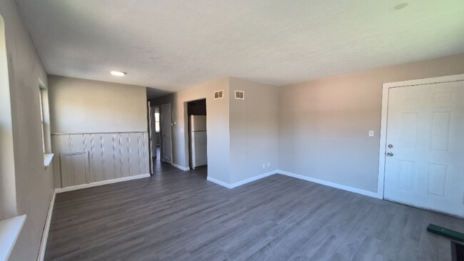 Building Photo - 4286 Catalpa Dr.