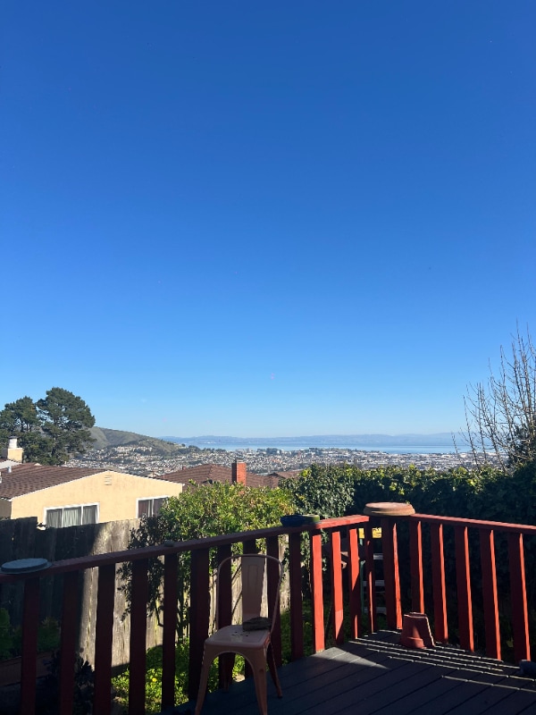 Building Photo - 215 Dennis Dr