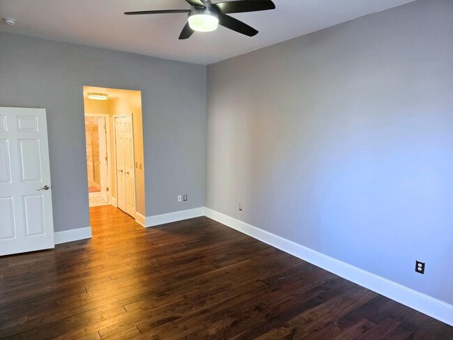 Building Photo - 3464 Huron View Ct