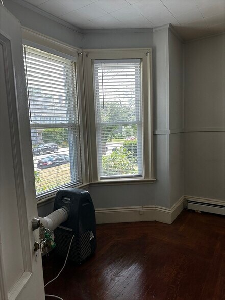 Building Photo - 249 Lafayette St