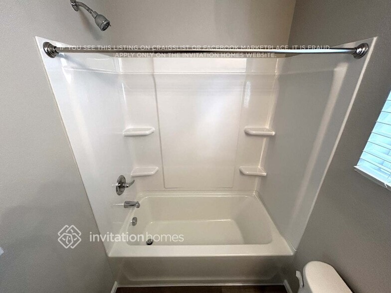 Building Photo - 13531 E 103rd Pl