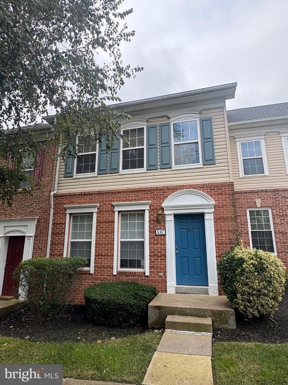 Building Photo - 537 Ensemble Ct