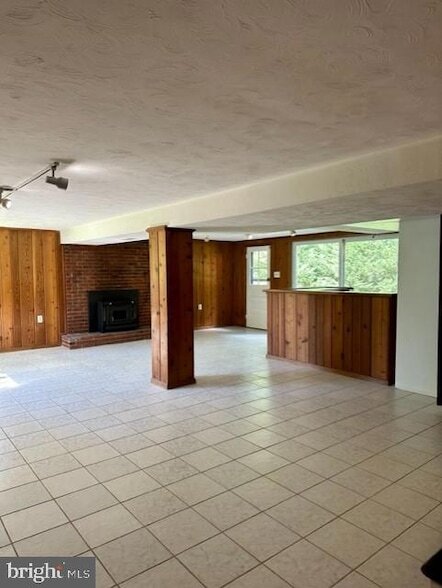 Building Photo - 3300 Potterton Dr