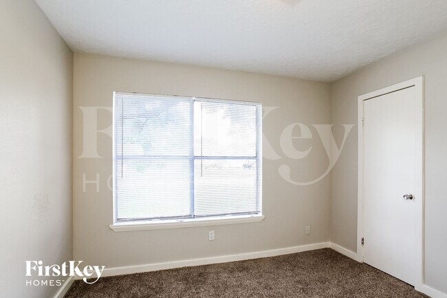 Building Photo - 21330 N Tangle Creek Ln