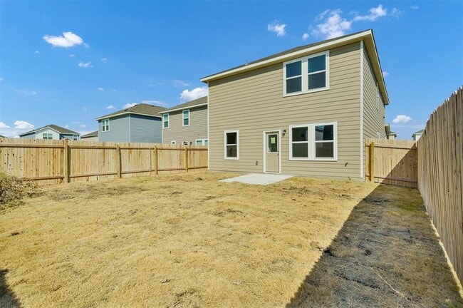Building Photo - 241 Waterbuck Lp