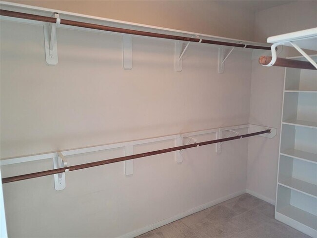 Building Photo - 6619 Halcyon Days Dr