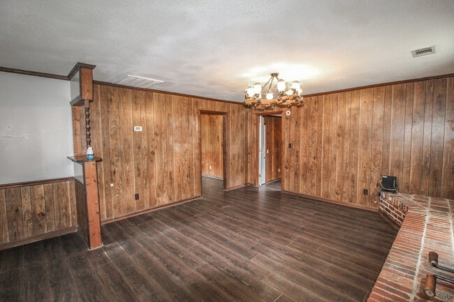 Building Photo - 6228 Rocky Ford Rd