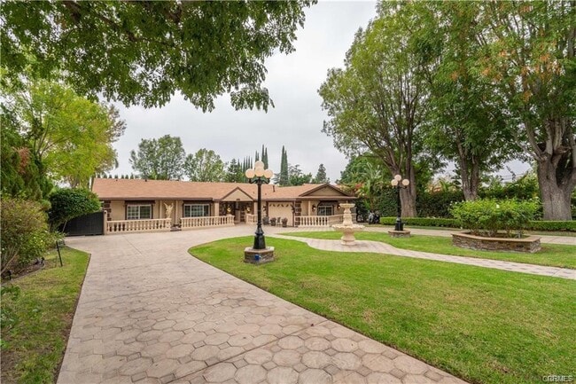 Building Photo - 18834 Devonshire St