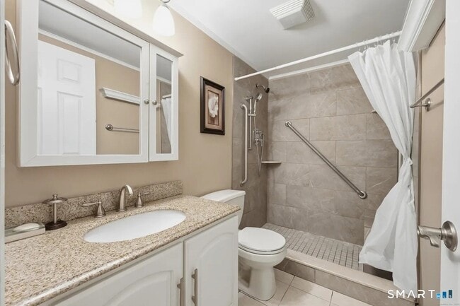 Building Photo - 46 Little Oak Ln