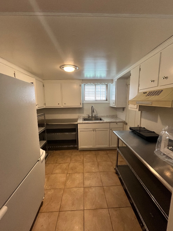 Building Photo - 363 Ridgeland Ave