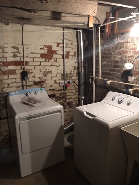 basement laundry - 2317 Marconi Ave