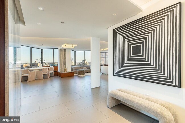 Building Photo - 210 W Rittenhouse Square