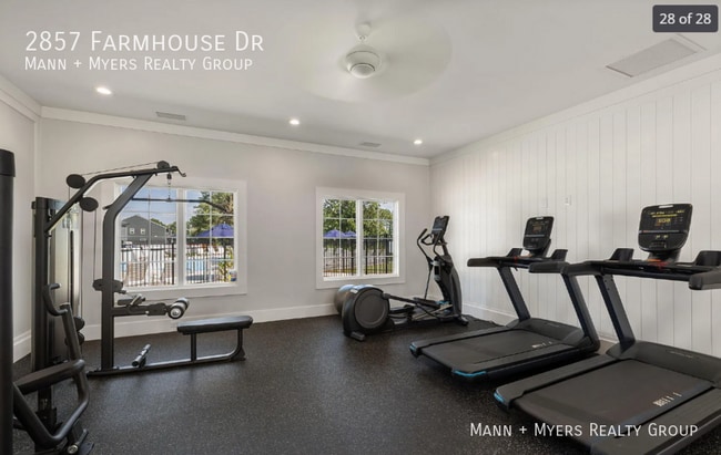 Building Photo - 2857 Farmhouse Dr