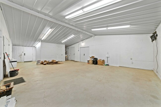 Building Photo - 970 Co Rd 256