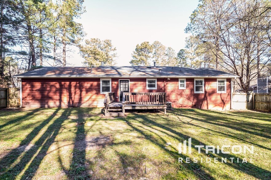 Building Photo - 2914 Sagemont Pl