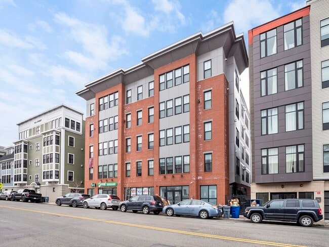 Building Photo - 45 L St