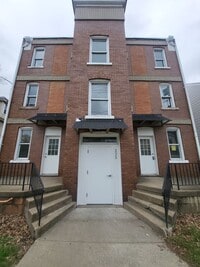 Building Photo - 225 Park Ave