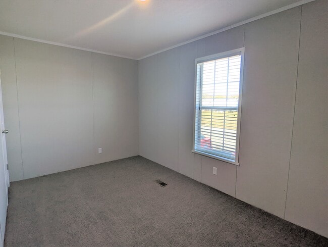 Building Photo - 719 Virginia