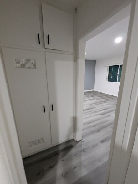 Building Photo - 17201 E Orkney St