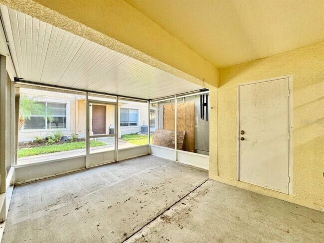Building Photo - 10823 Brickside Ct