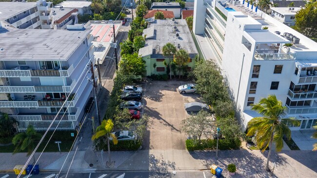 Building Photo - 111 Lake Ave