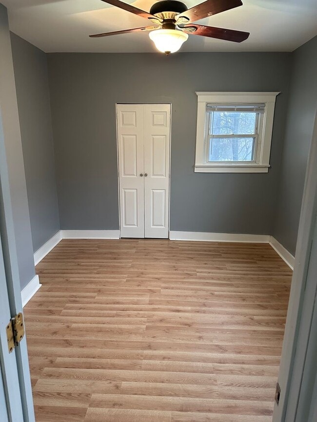 Building Photo - Charming Completely Remodeled Home!