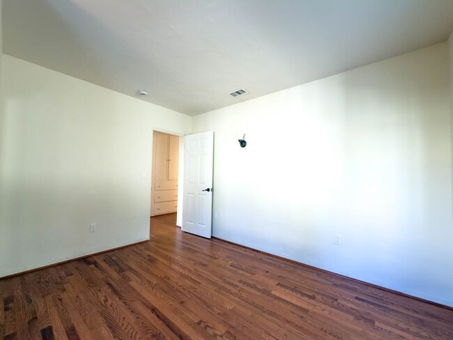 Building Photo - Pasadena Retreat w/ Private Backyard & Detached Garage