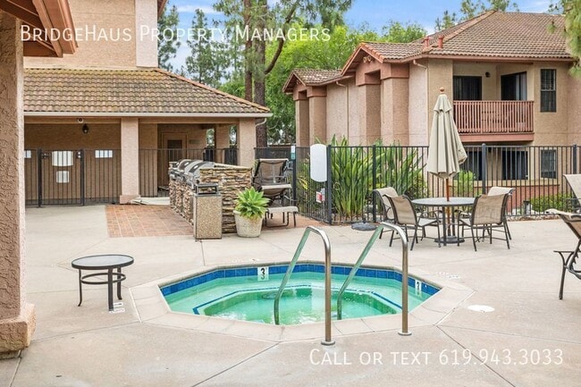 Building Photo - 12063 Alta Carmel Ct