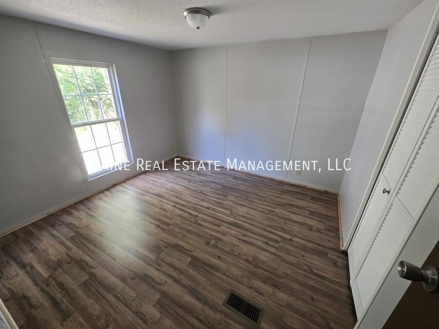 Building Photo - 51 Sweet Fern Dr