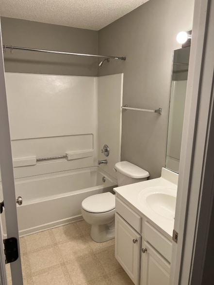 Building Photo - 13217 Marrywood Ct