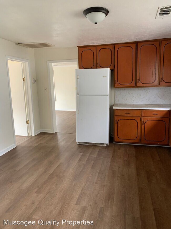 Building Photo - 2 br, 1 bath House - 5614 Lorenzo Rd