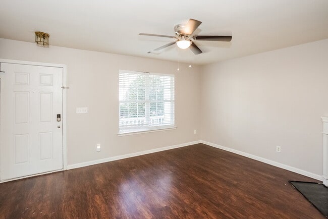 Building Photo - 5713 Henderson Oaks Dr