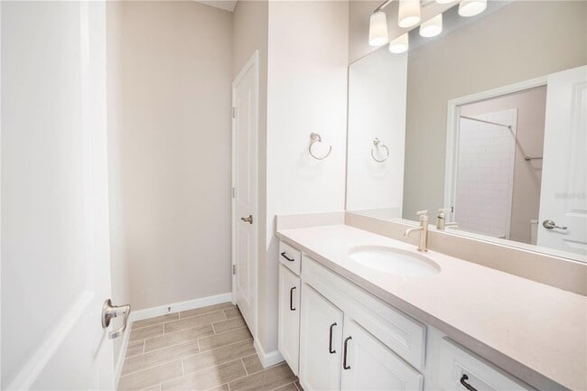 Building Photo - 11261 Beach Walk Wy NE