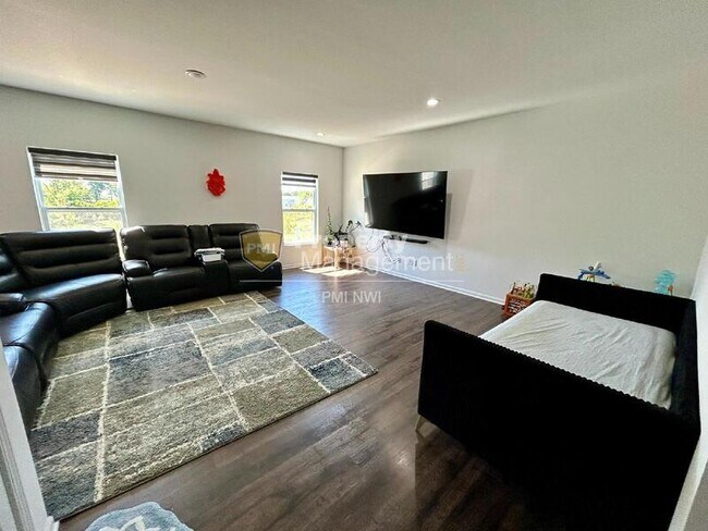 Building Photo - 5625 Burr Rdg Cir