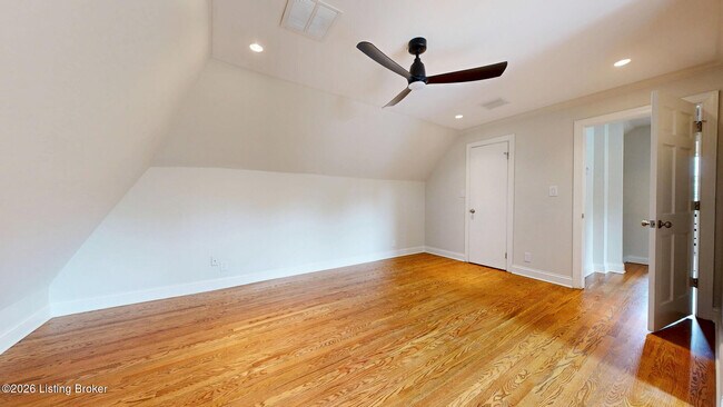 Building Photo - 203 Don Allen Rd