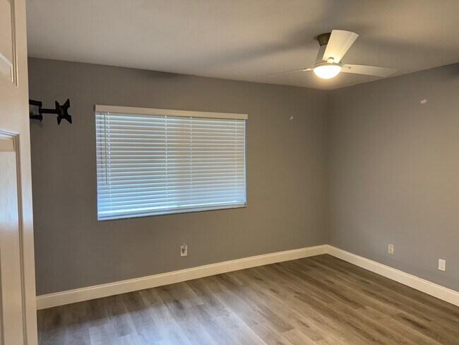 Building Photo - 2932 Lichen Ln