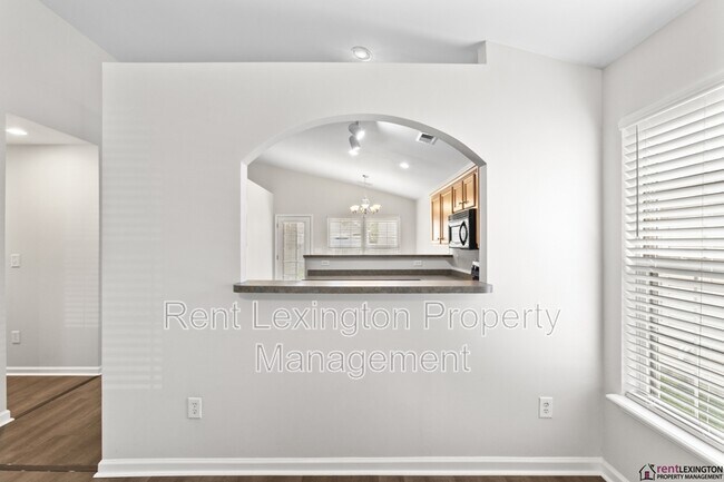 Building Photo - 2297 Spurr Rd