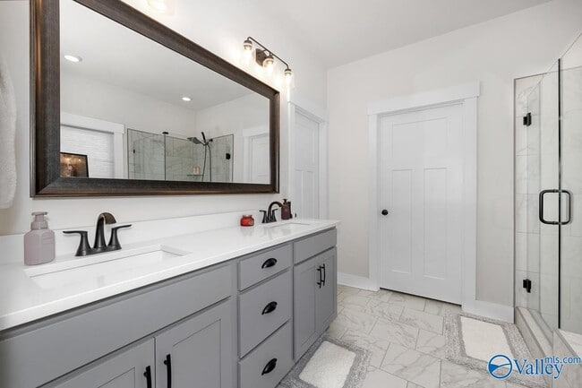 Building Photo - 21858 Shearwater Dr