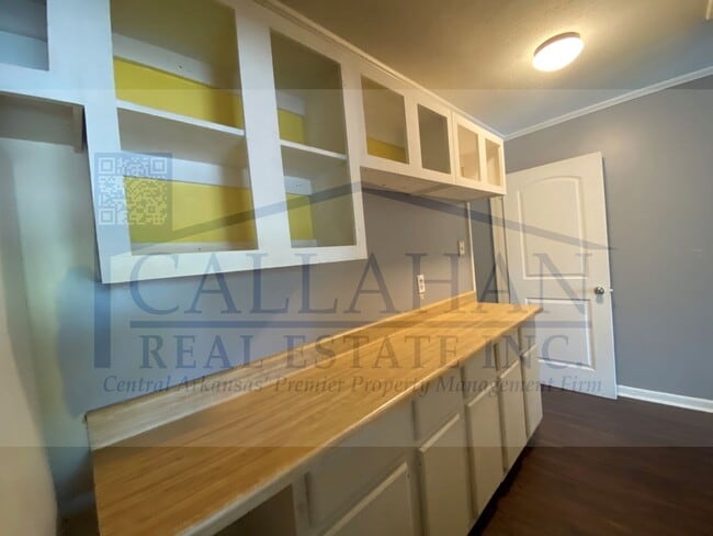 Building Photo - Midtown 1 Bedroom Condo