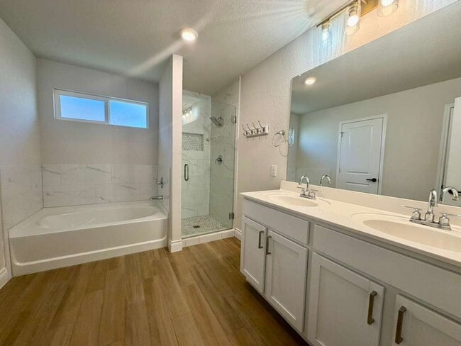 Building Photo - Single-Story Rental in Redbird Ranch with Open Layout & Private Yard