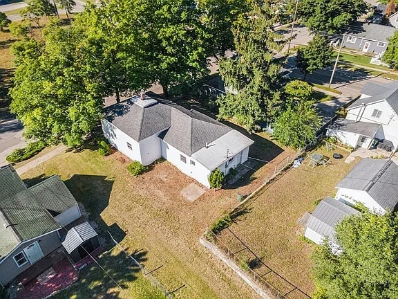 Building Photo - 703 W Dowland St