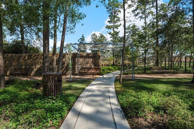 Building Photo - 15202 N Heron Heights Way