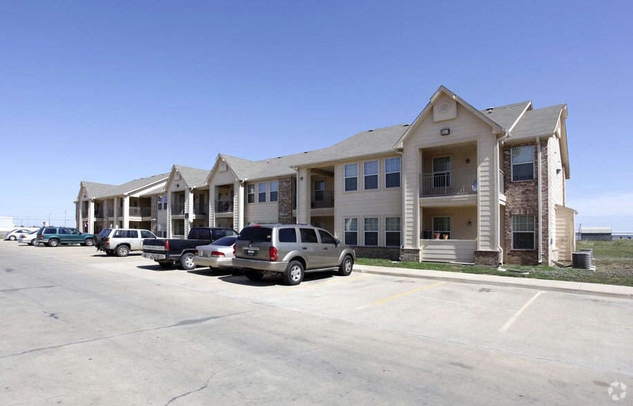 Primary Photo - Oak Timbers Skiatook