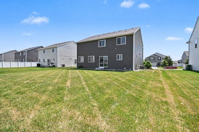 Building Photo - 1329 Prairie Creek Trail