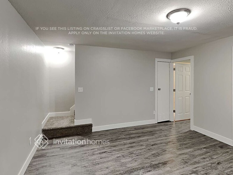 Building Photo - 493 Pucket Cir