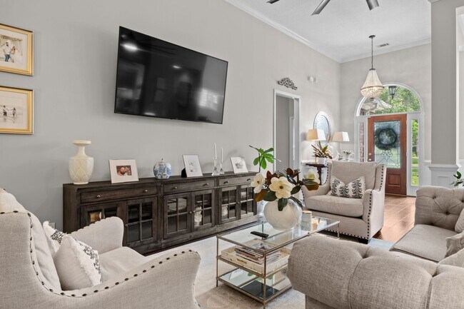 Building Photo - Richmond Hill's North Buckhead - Chastain ...