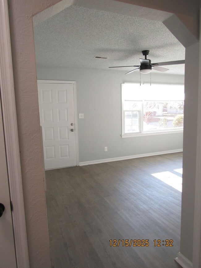 Building Photo - Bayville Park