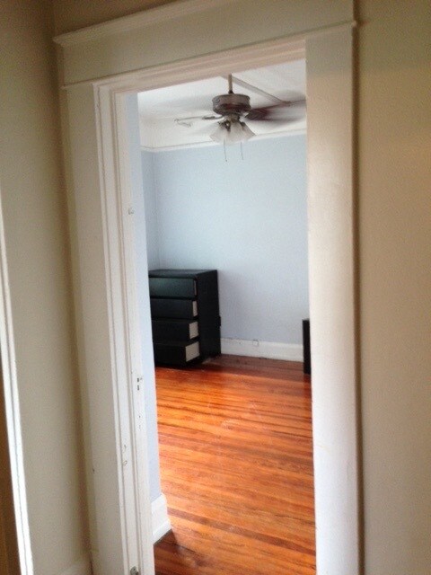 Building Photo - 2100 W Dekle Ave