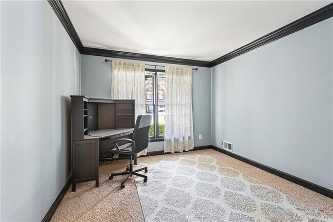 Building Photo - 2313 Attaway Walk